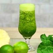 SUCO ABACAXI C/COUVE