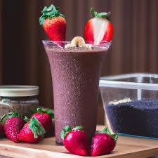 SUCO MORANGO C/ AÇAÍ