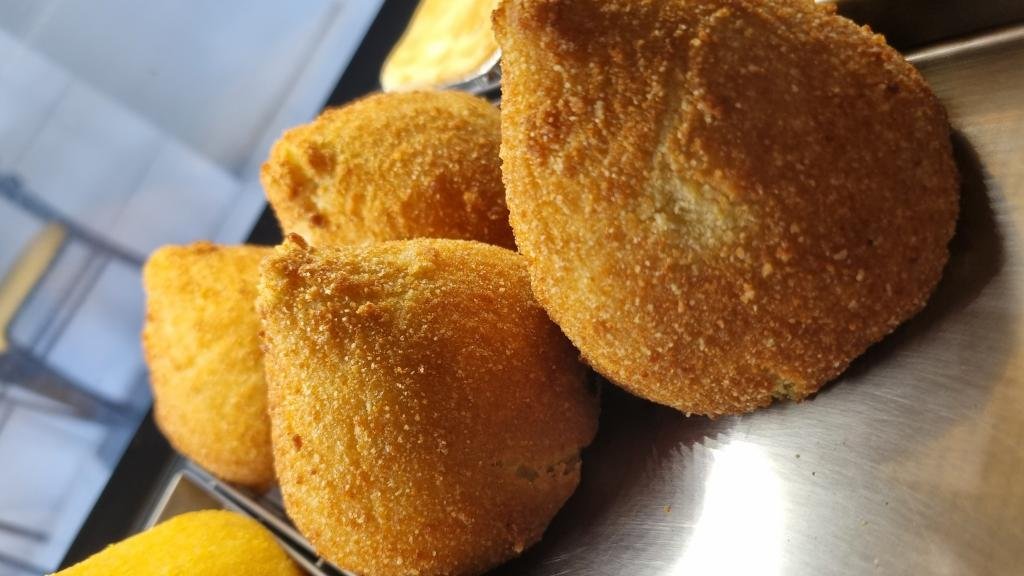 COXINHA COSTELA 200G