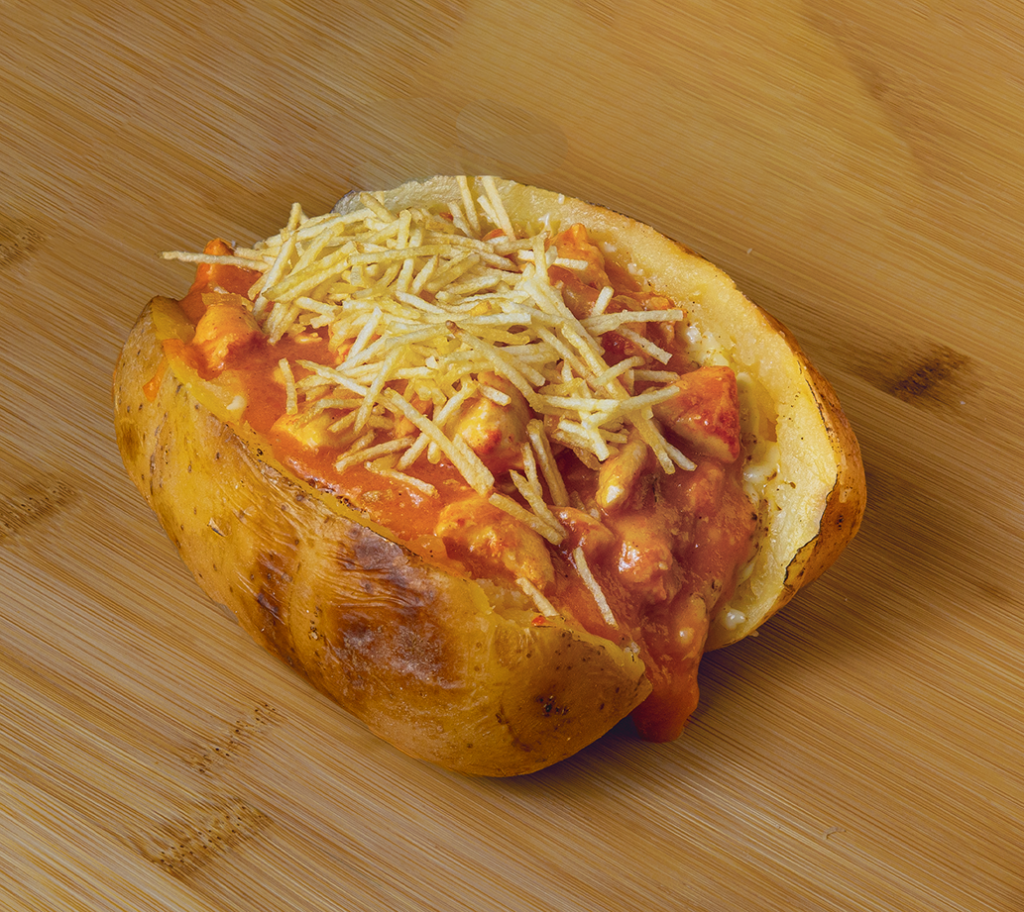 Batata Recheada Strogonoff de Frango