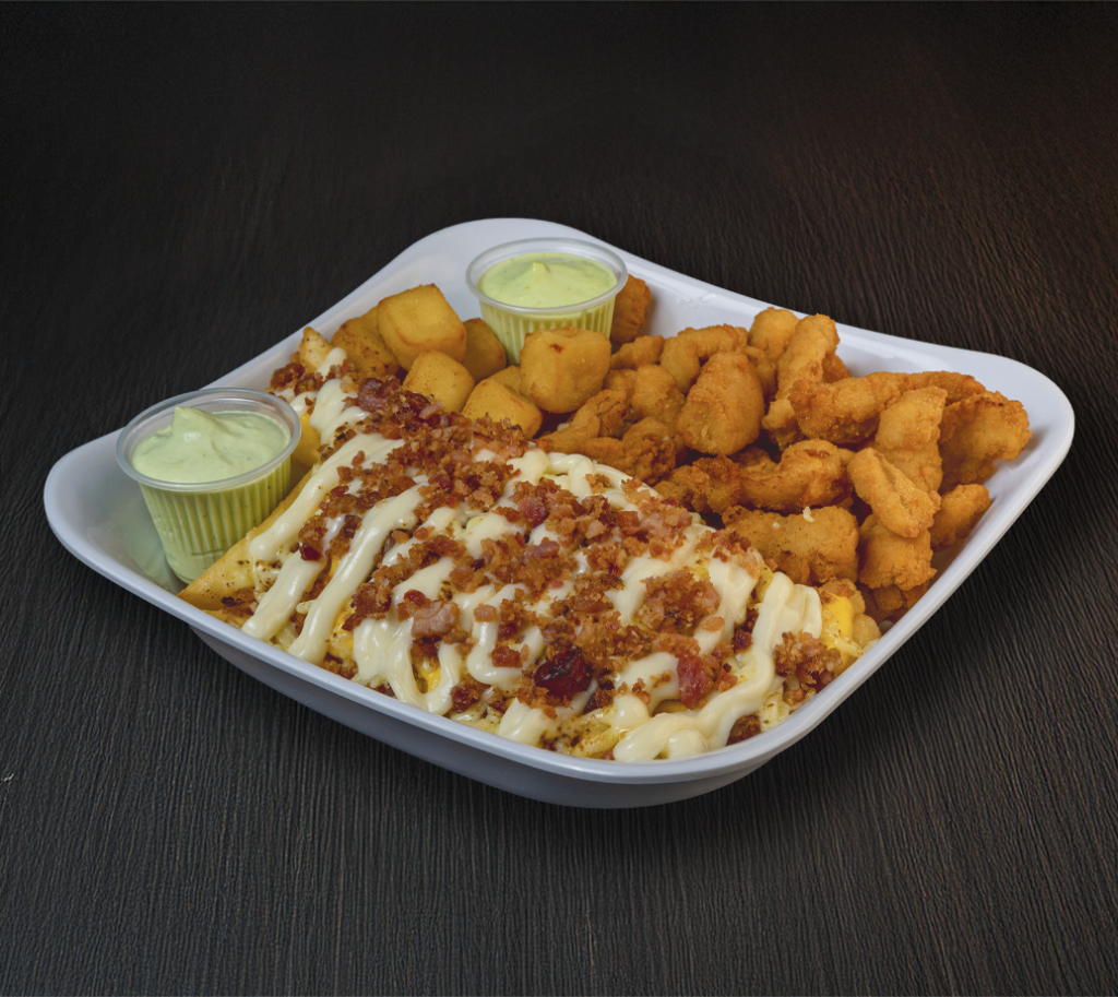 MIX 3 QUEIJOS FLAMBADO COM BACON